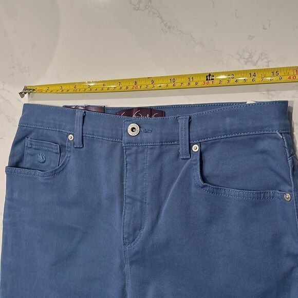 Gloria Vanderbilt Amanda classic fit blue denim jeans-FREE w/Bundle Purchase - Picture 7 of 11